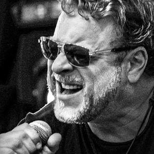 Meet your Posher, Corey